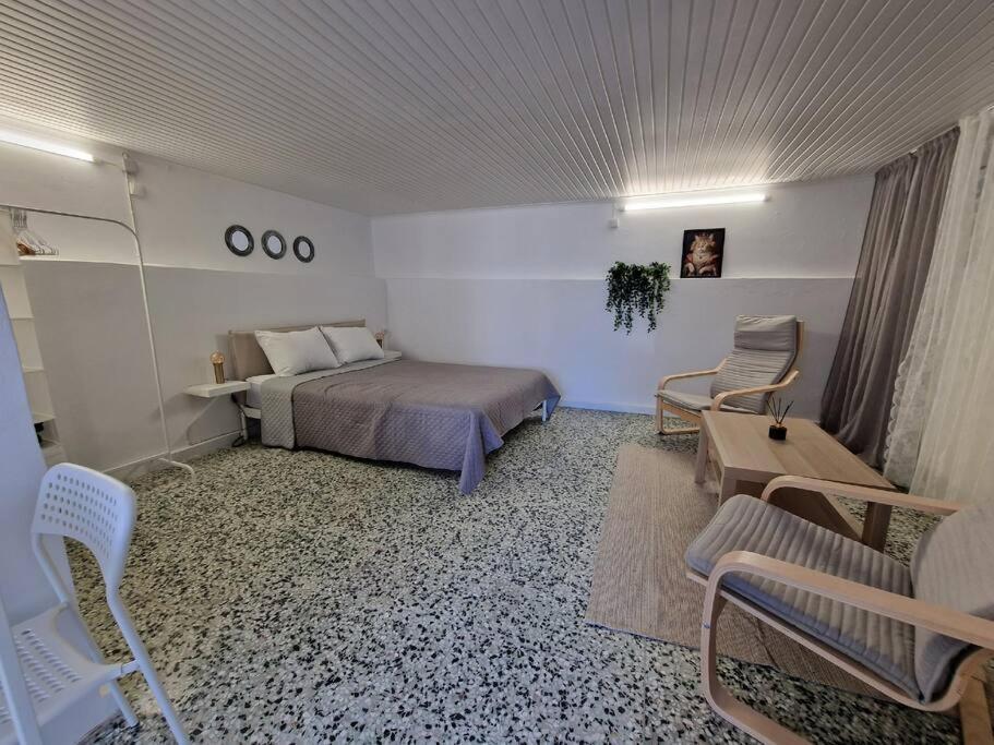 Elmy Houses V4 / Thalia Рафіна Екстер'єр фото